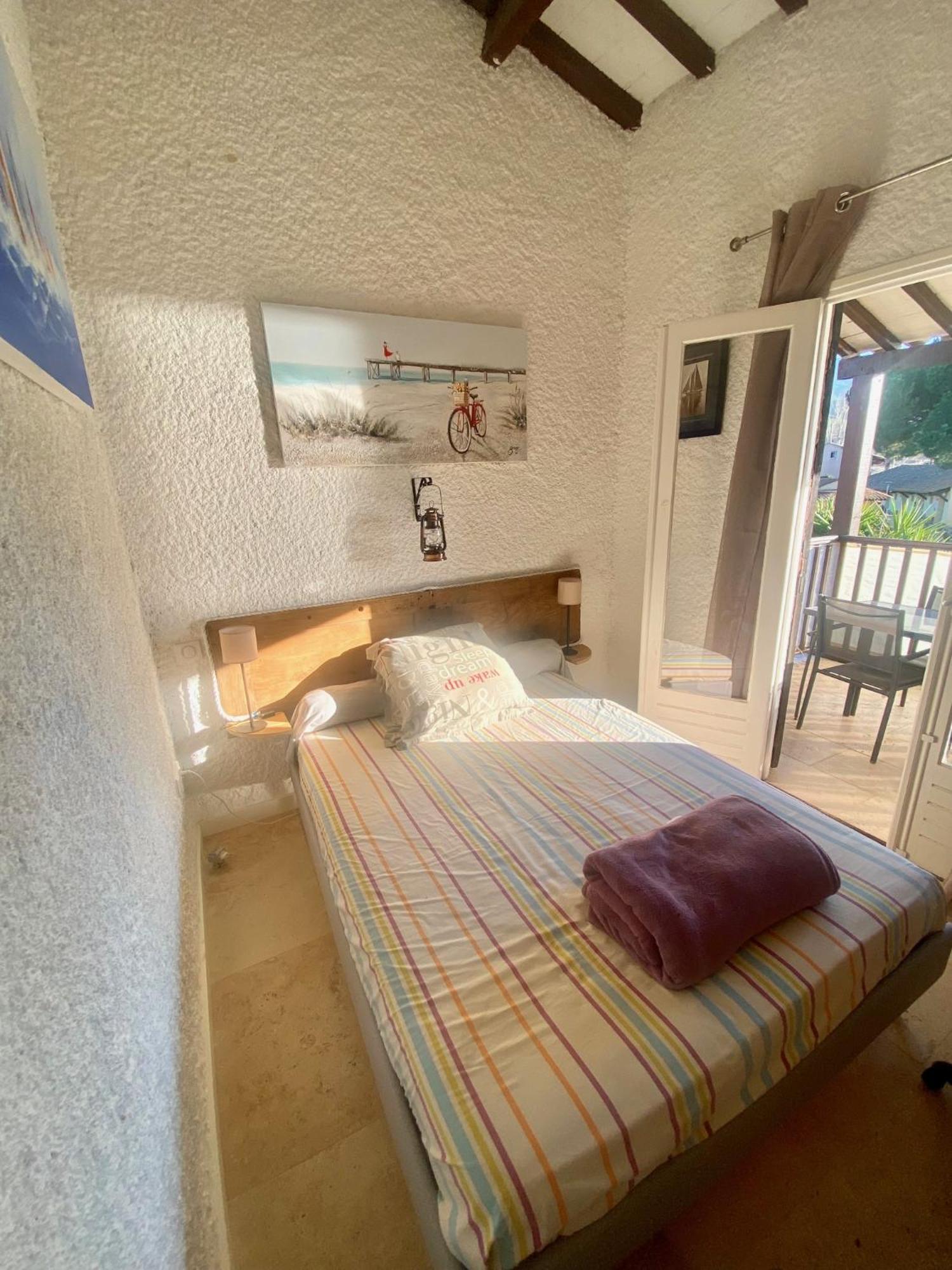 Tres Bel Appartement Les Pieds Dans L'Eau Appietto Exteriör bild